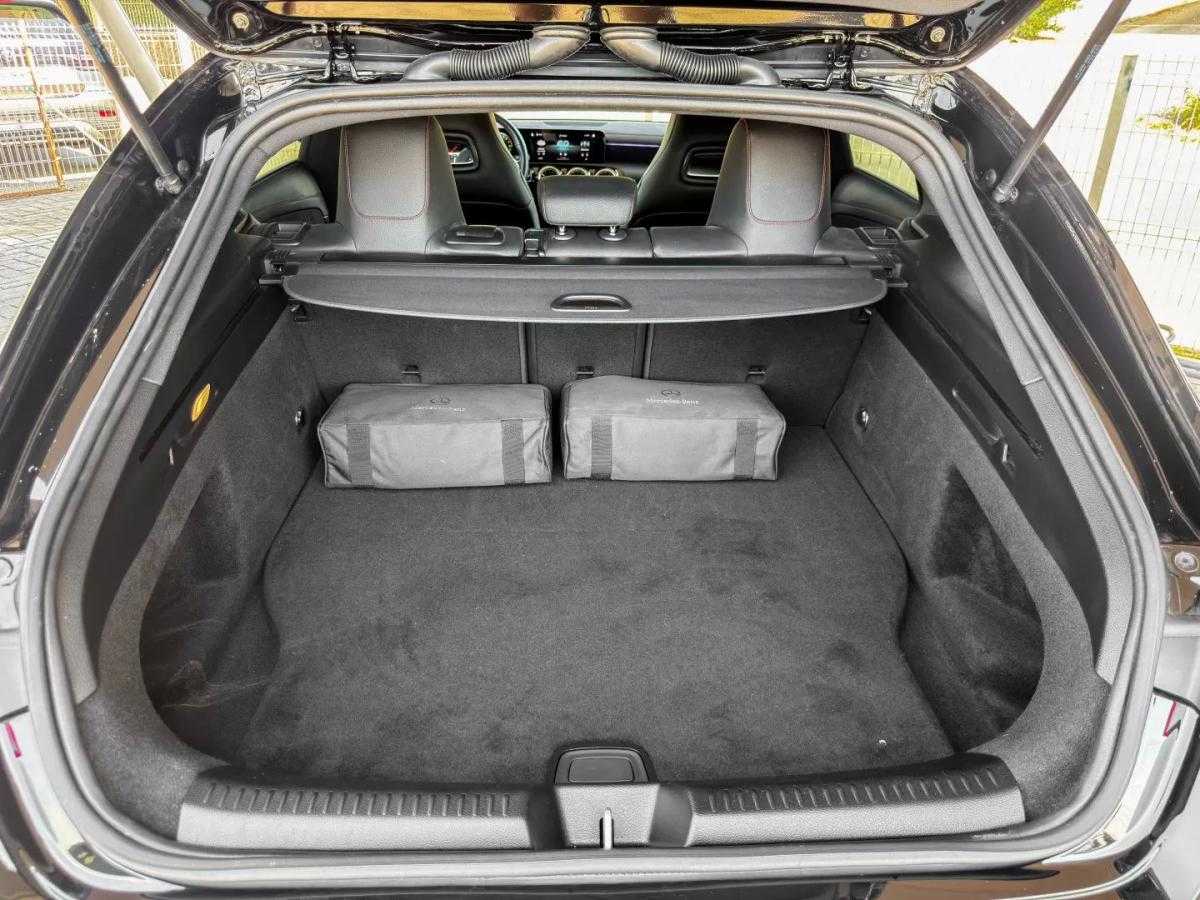 mercedes-benz-cla-2021-hibrido-1332cc
