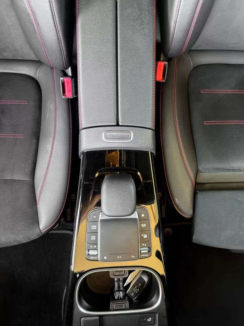 mercedes-benz-cla-2021-hibrido-1332cc