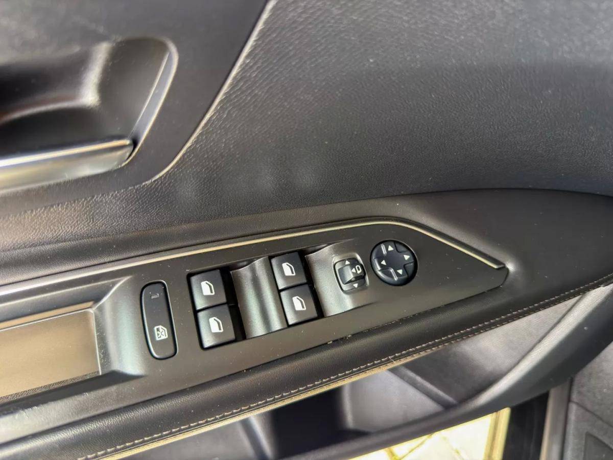 peugeot-3008-2017-diesel-1560cc