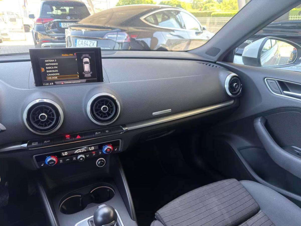 audi-a3-sportback-2018-diesel-1598cc