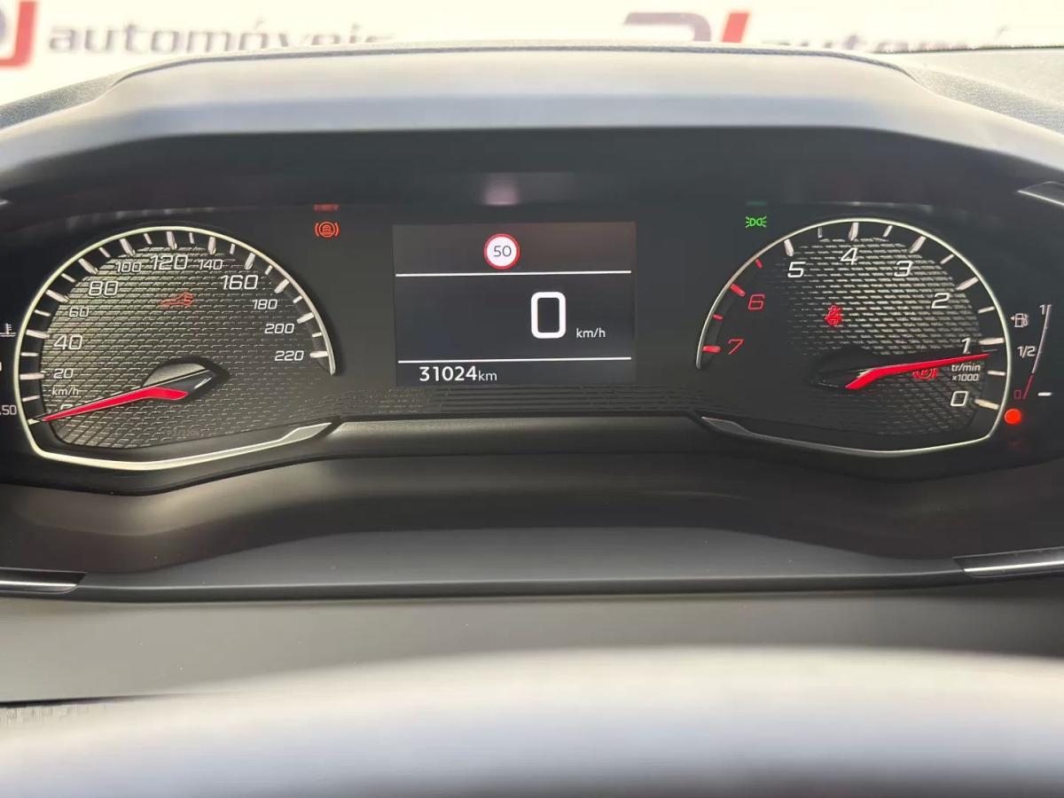 peugeot-208-2024-gasolina-1199cc