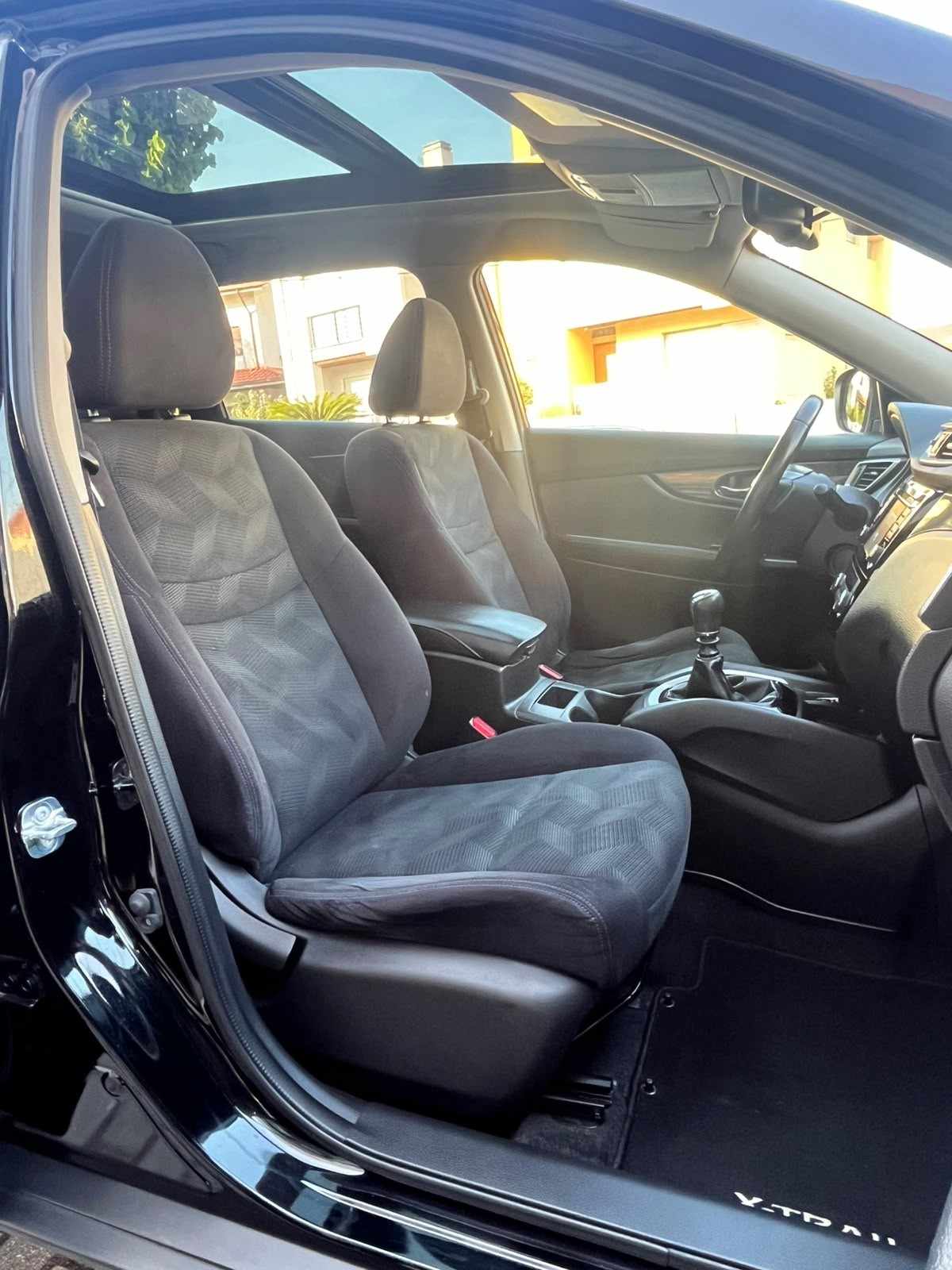 nissan-x-trail-2014-diesel-1598cc