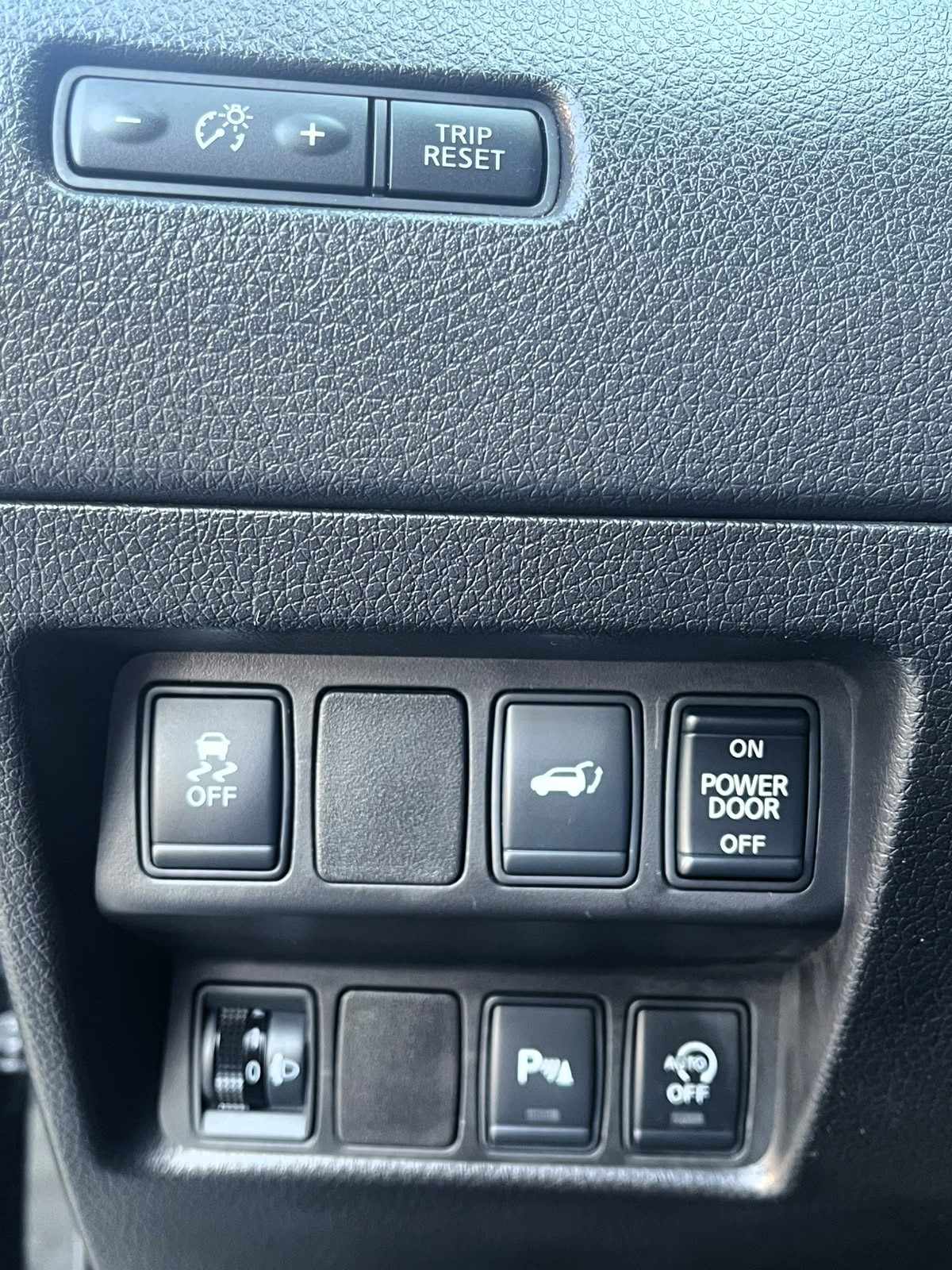 nissan-x-trail-2014-diesel-1598cc