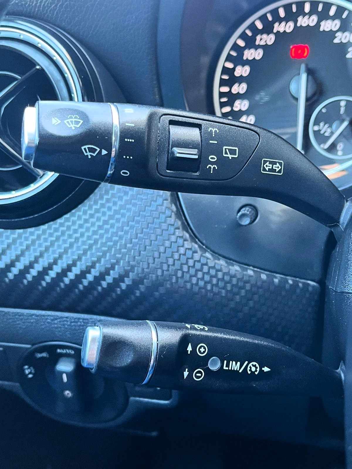 mercedes-benz-gla-2016-diesel-1461cc