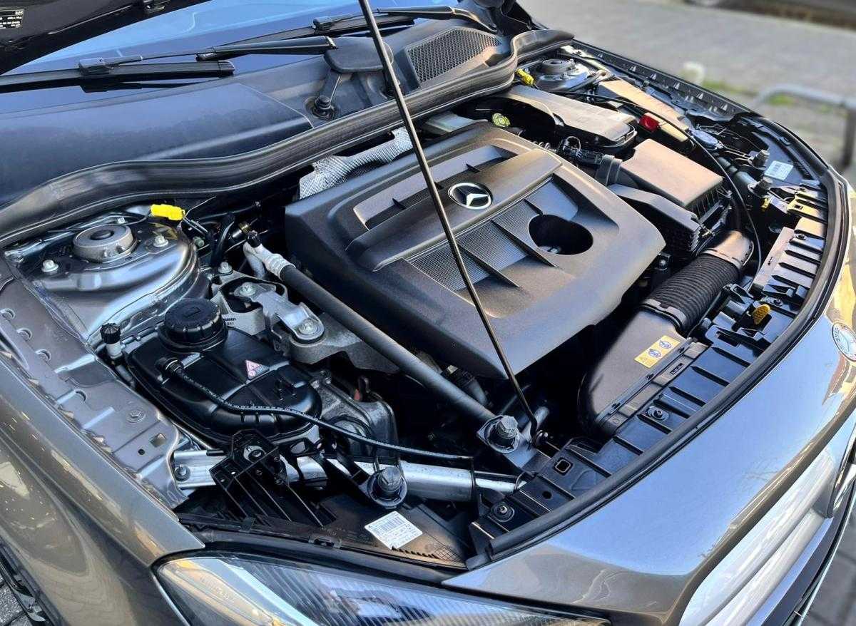 mercedes-benz-gla-2016-diesel-1461cc