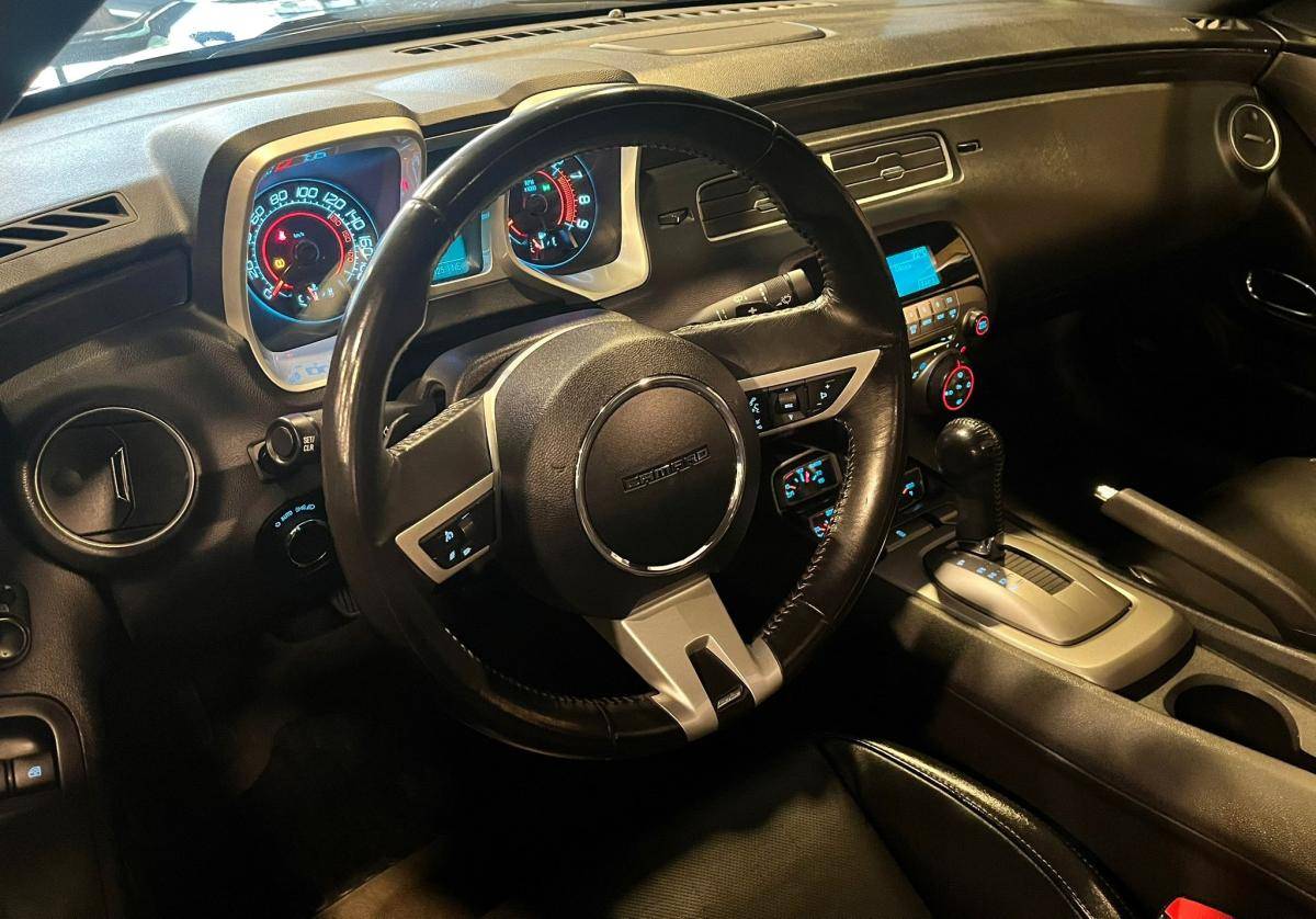 chevrolet-camaro-2010-gasolina-6162cc