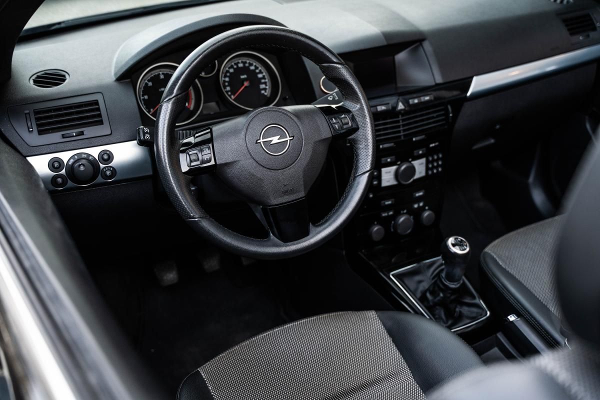 opel-astra-2009-diesel-1900cc