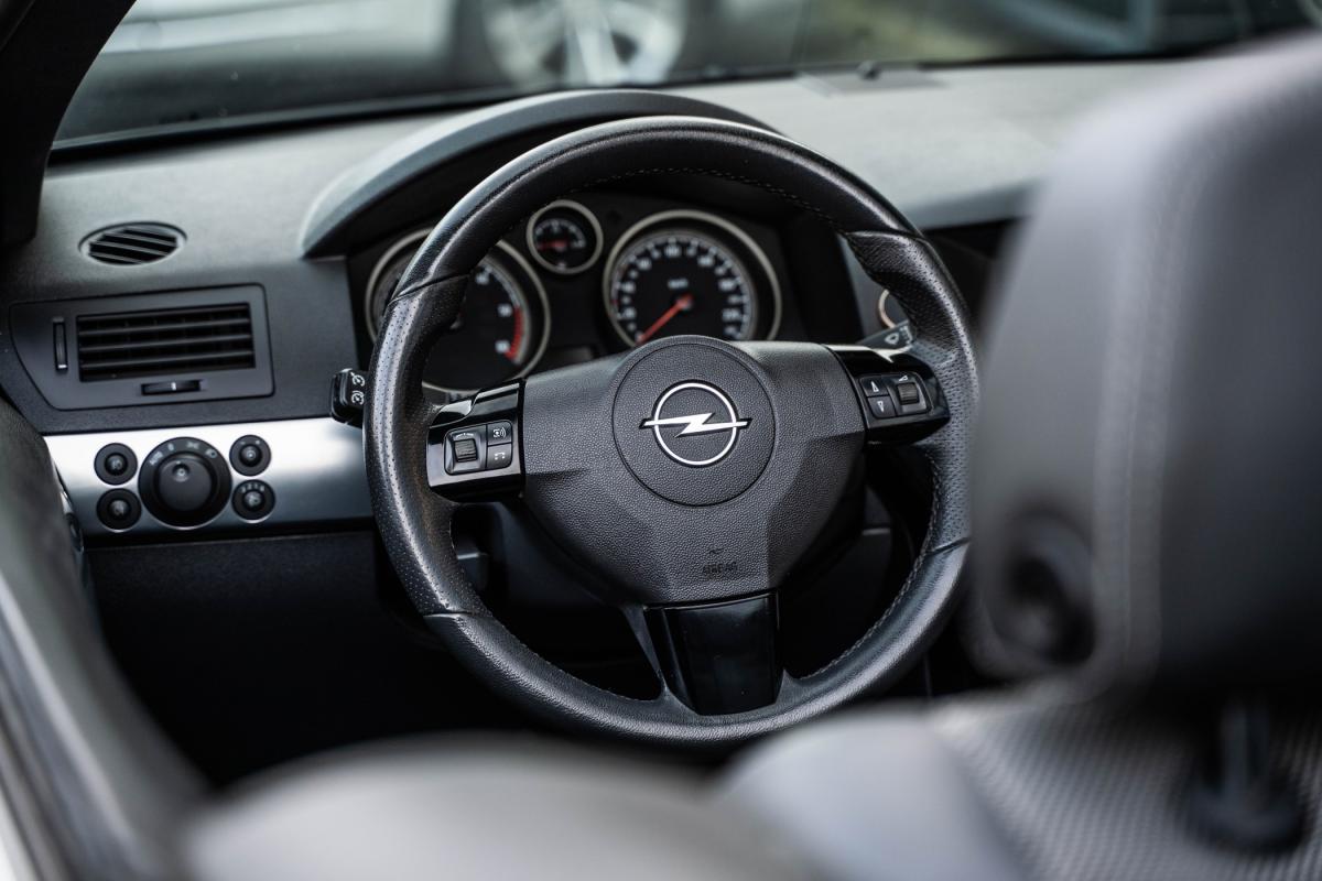 opel-astra-2009-diesel-1900cc