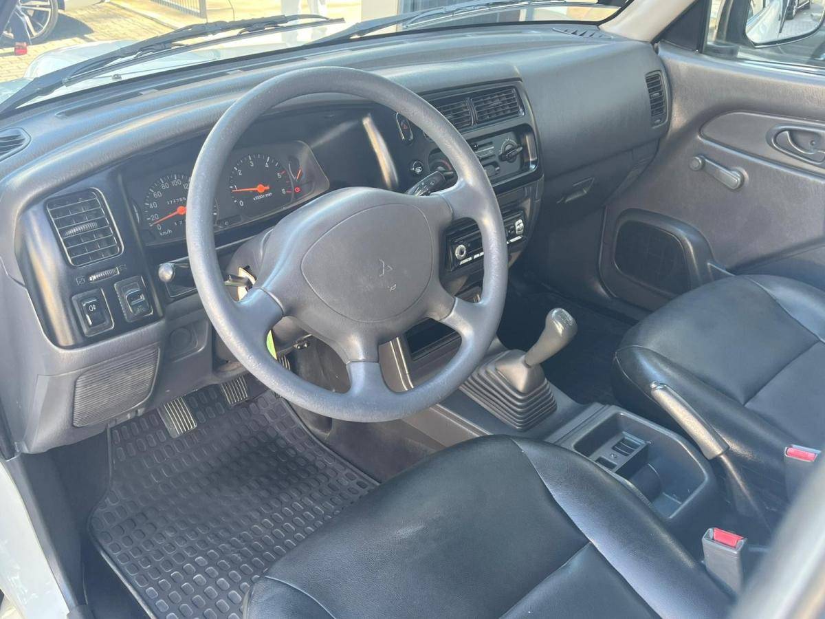 mitsubishi-l200-2006-diesel-2477cc