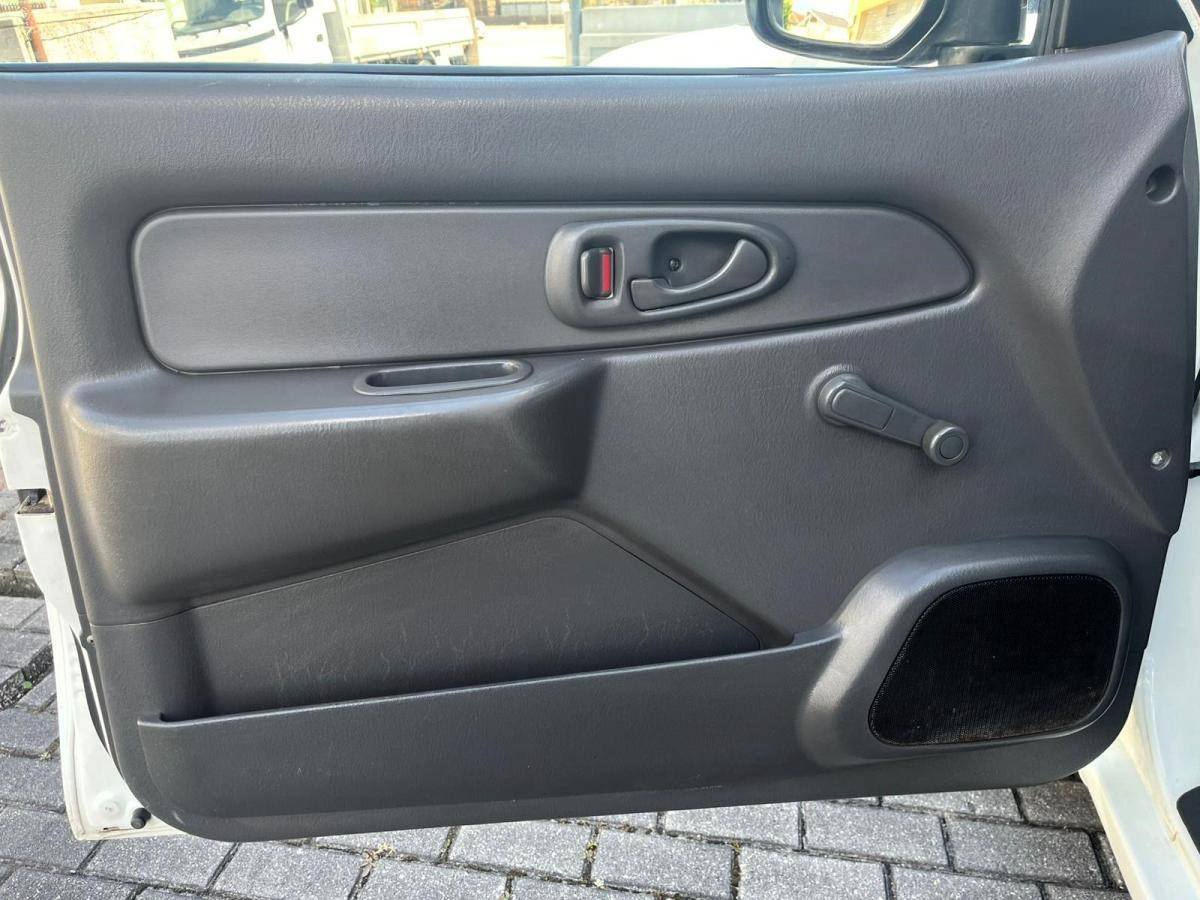mitsubishi-l200-2006-diesel-2477cc
