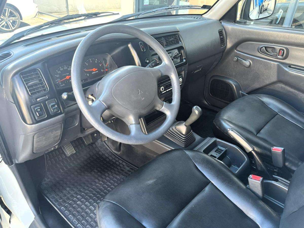 mitsubishi-l200-2006-diesel-2477cc