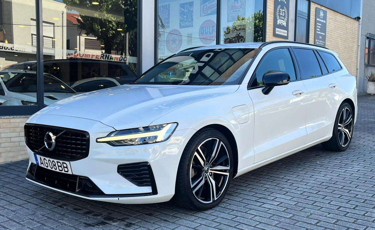 volvo-v60-2021-hibrido-a-gasolina-1969cc