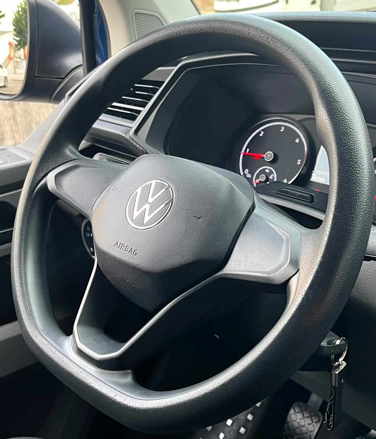 volkswagen-transporter-2021-diesel-1968cc