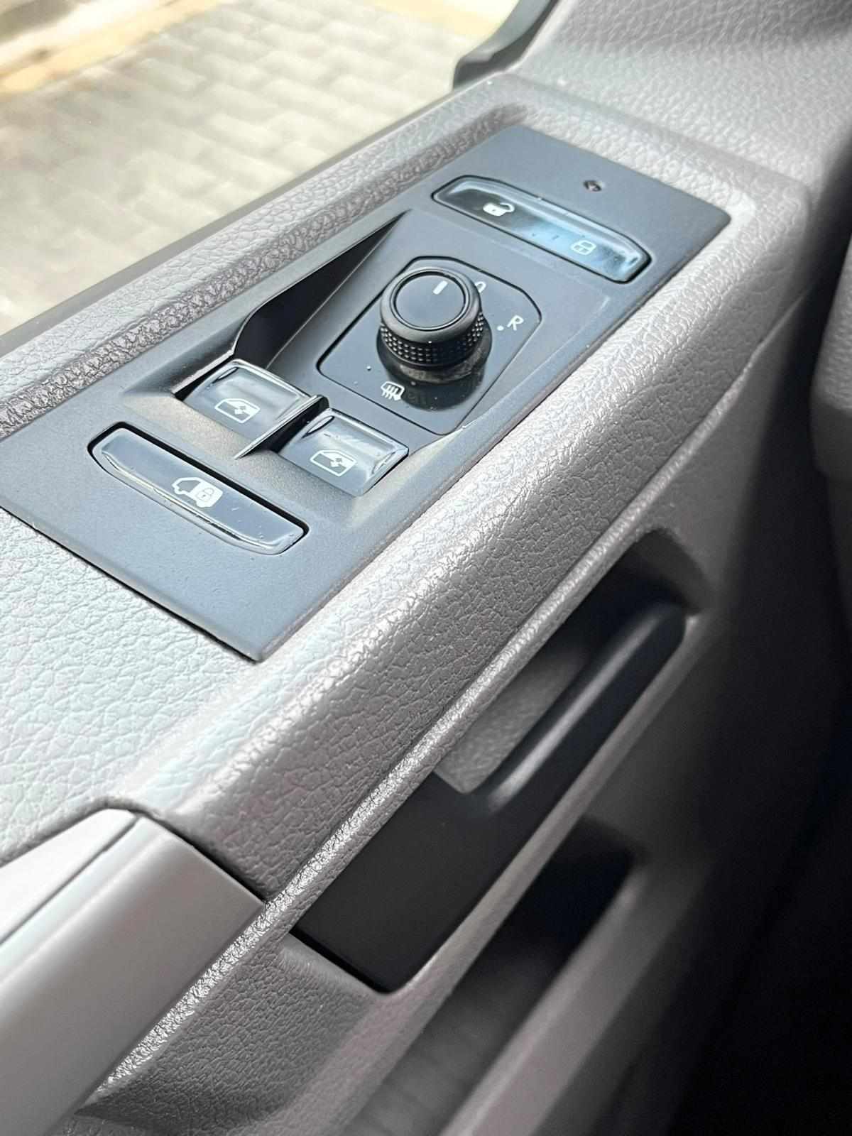volkswagen-transporter-2021-diesel-1968cc
