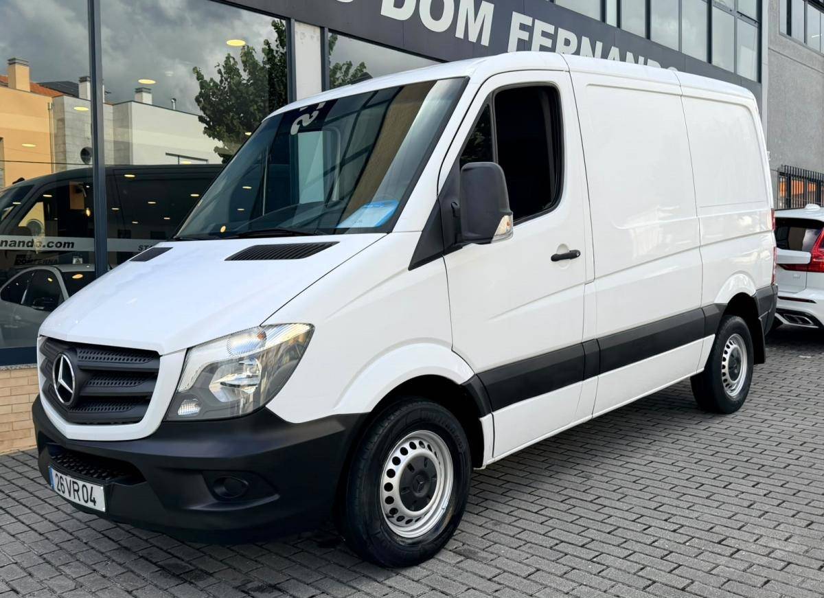 mercedes-benz-sprinter-2018-diesel-2143cc
