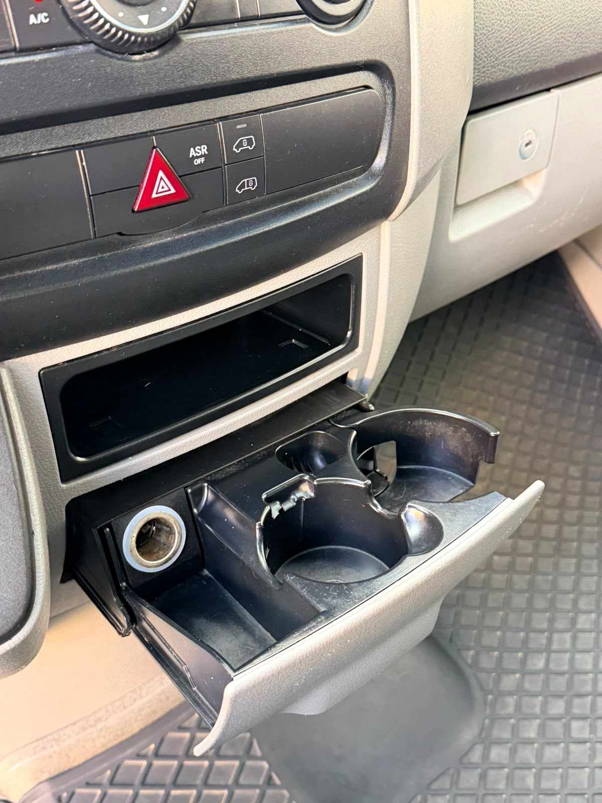 mercedes-benz-sprinter-2018-diesel-2143cc