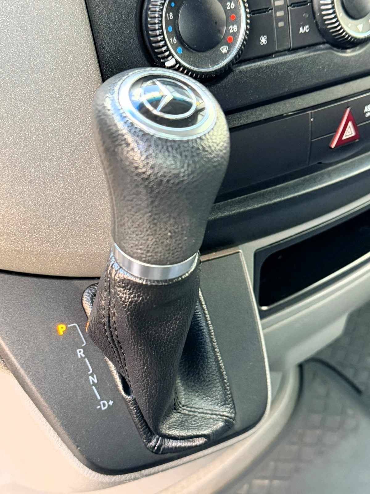 mercedes-benz-sprinter-2018-diesel-2143cc