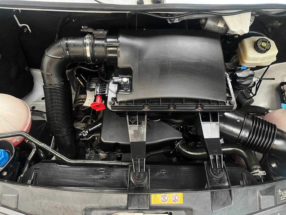 mercedes-benz-sprinter-2018-diesel-2143cc
