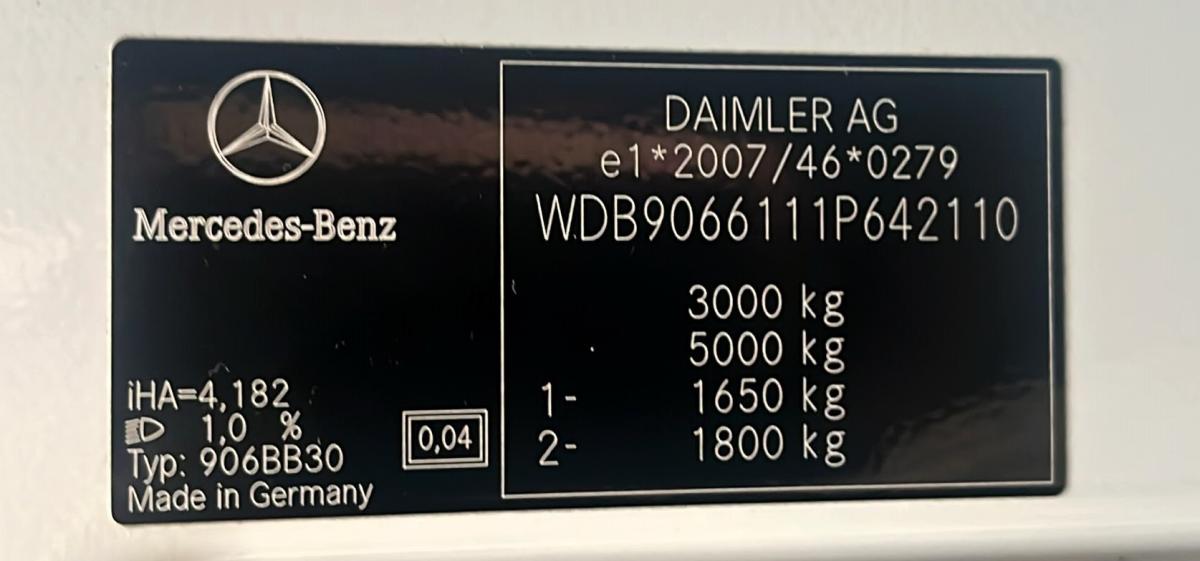 mercedes-benz-sprinter-2018-diesel-2143cc