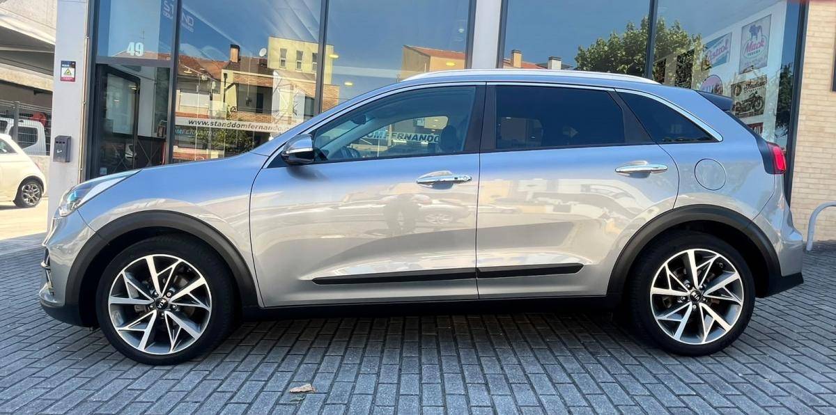 kia-niro-2019-hibrido-a-gasolina-1580cc
