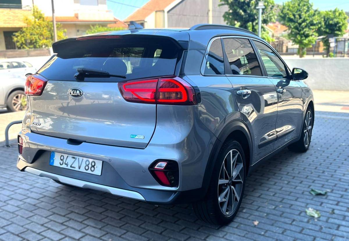 kia-niro-2019-hibrido-a-gasolina-1580cc