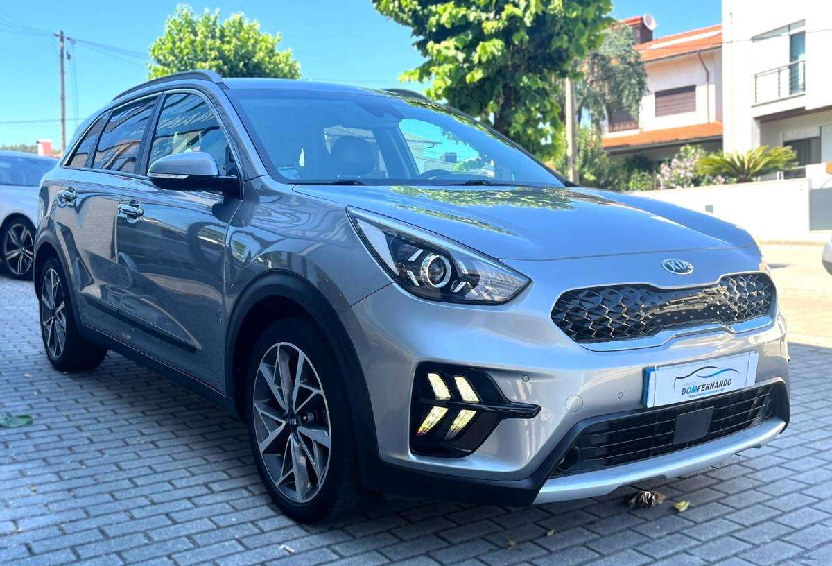 kia-niro-2019-hibrido-a-gasolina-1580cc