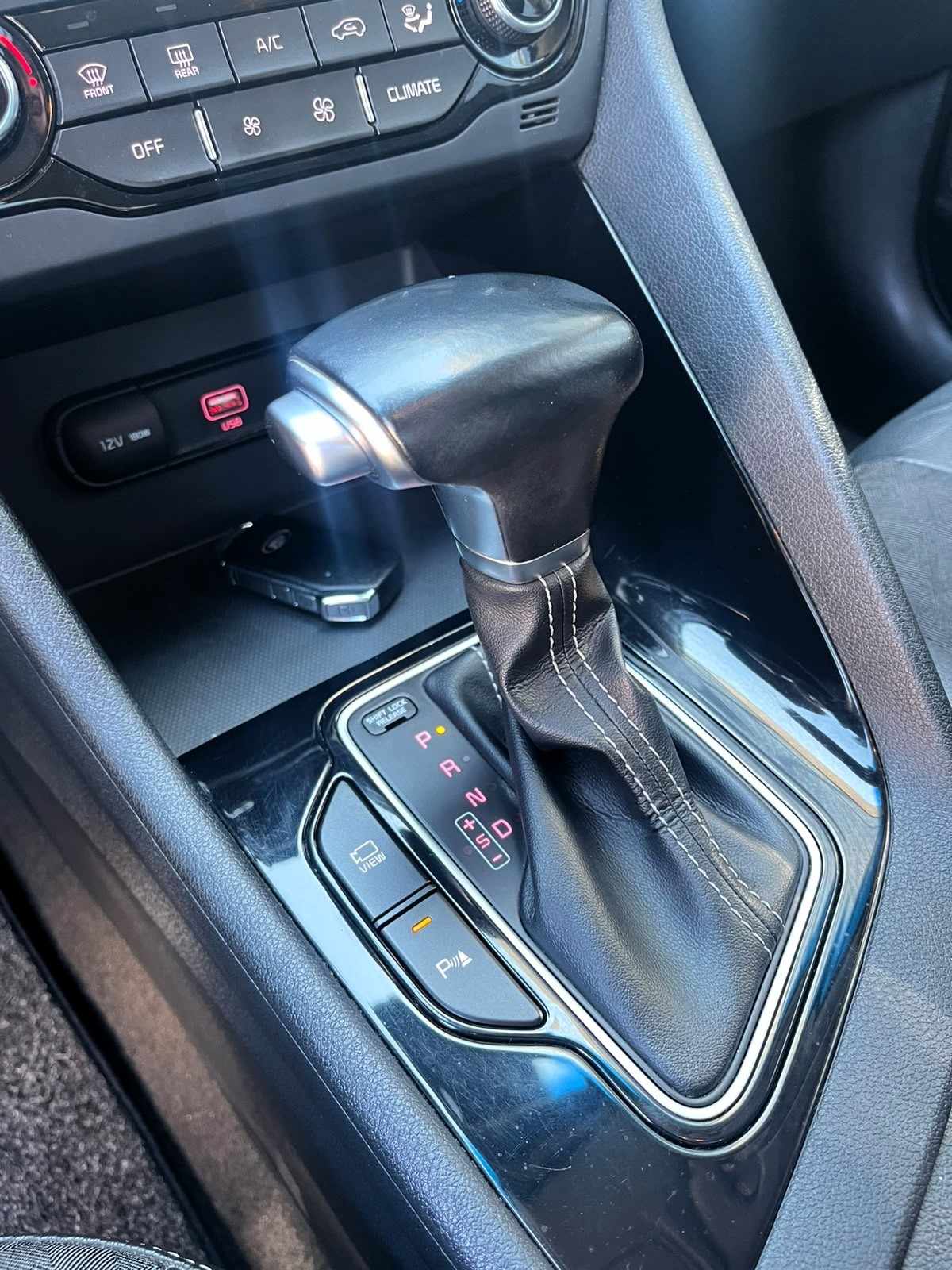 kia-niro-2019-hibrido-a-gasolina-1580cc