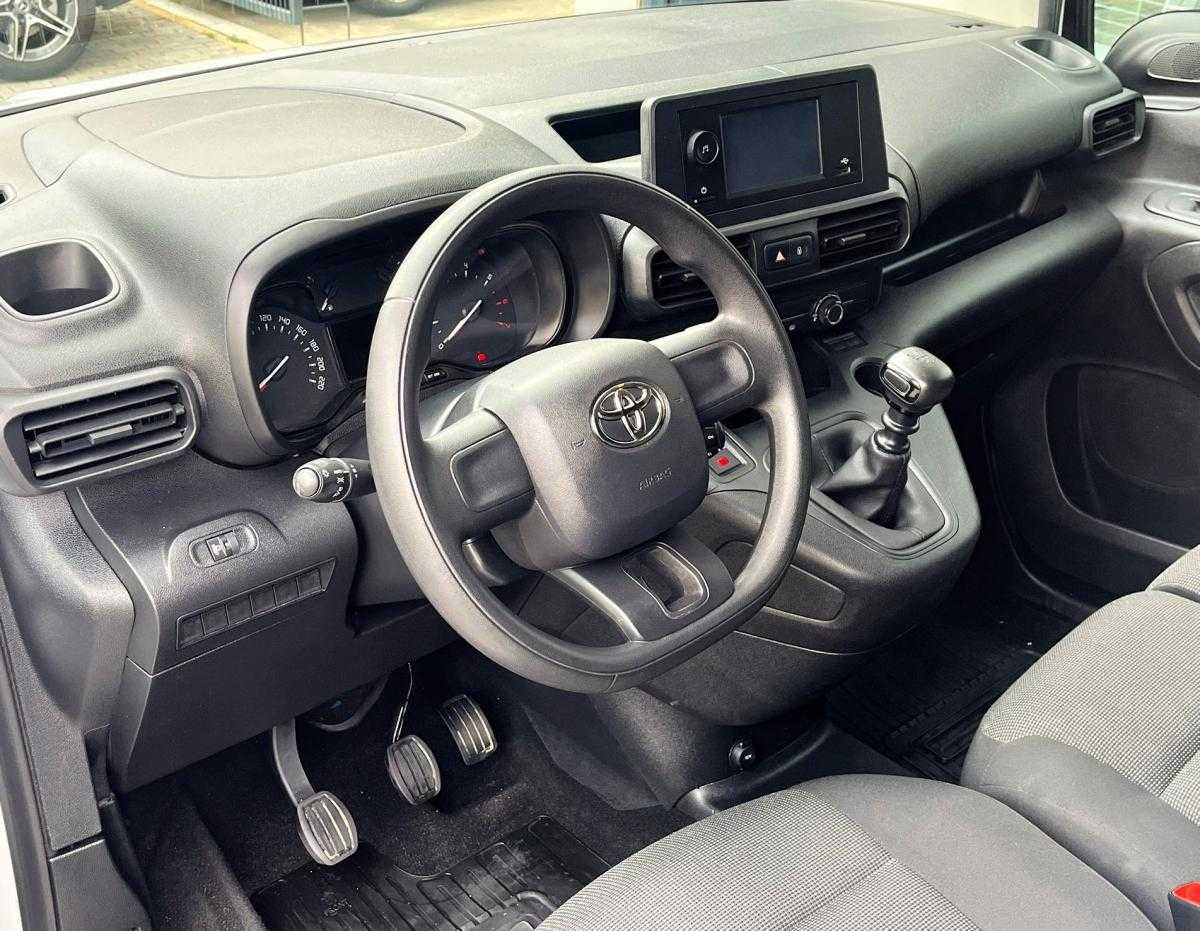 toyota-proace-2024-diesel-1499cc