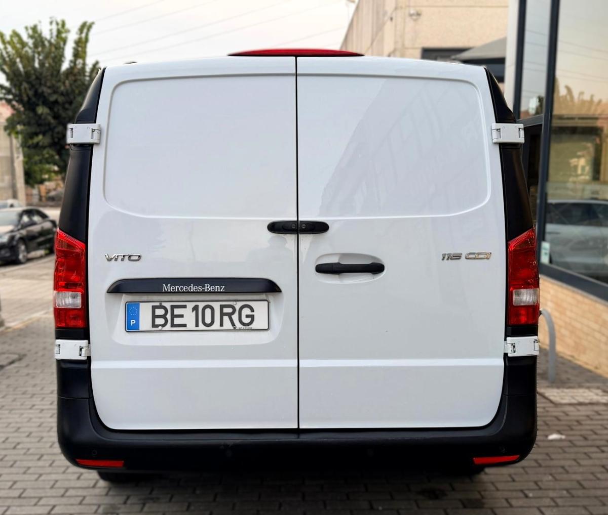mercedes-benz-vito-2020-diesel-2143cc