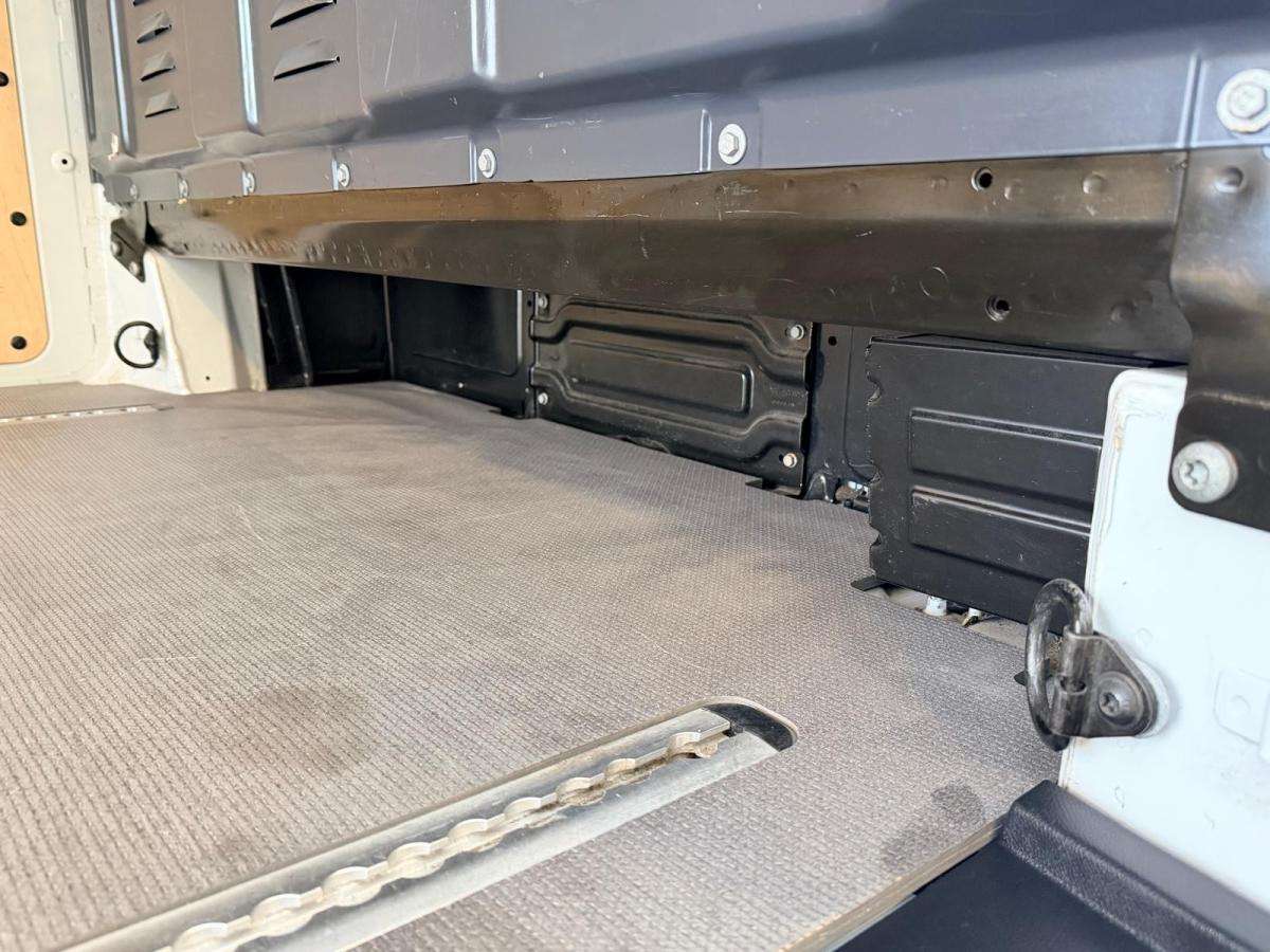 mercedes-benz-vito-2020-diesel-2143cc