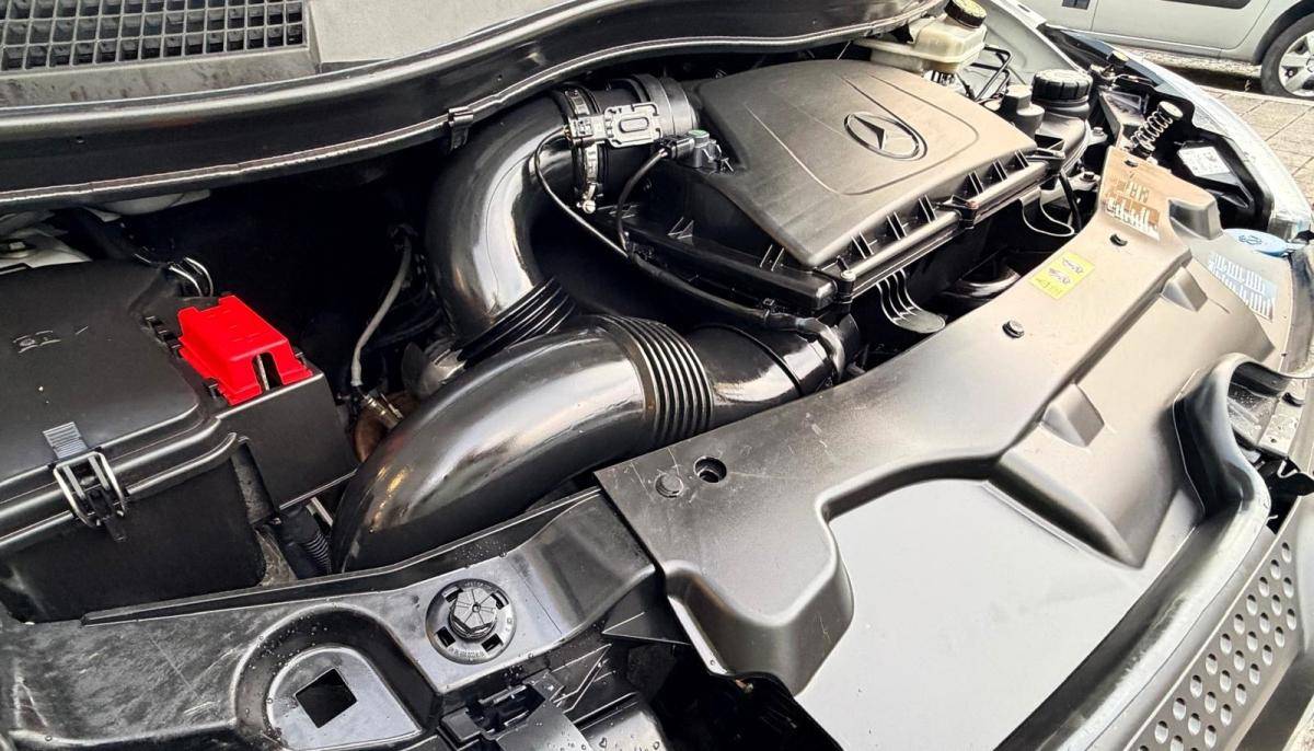 mercedes-benz-vito-2020-diesel-2143cc