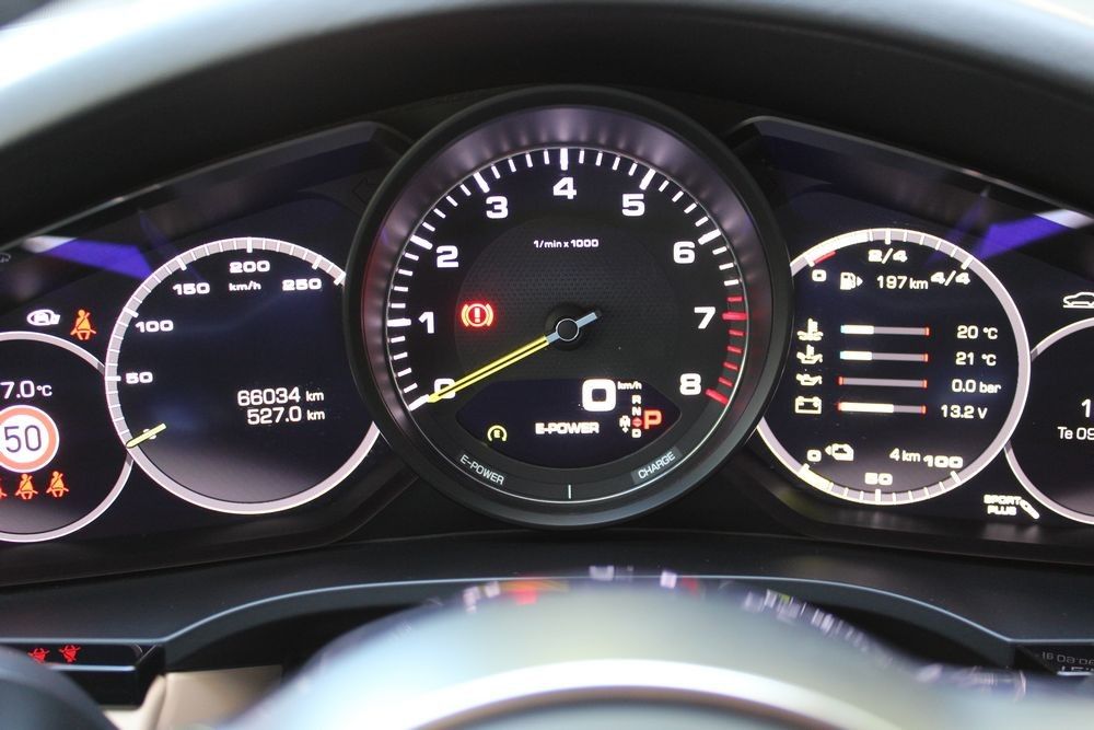 porsche-cayenne-2020-hibrido-a-gasolina-2995cc