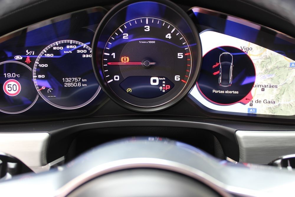 porsche-panamera-2016-diesel-3956cc