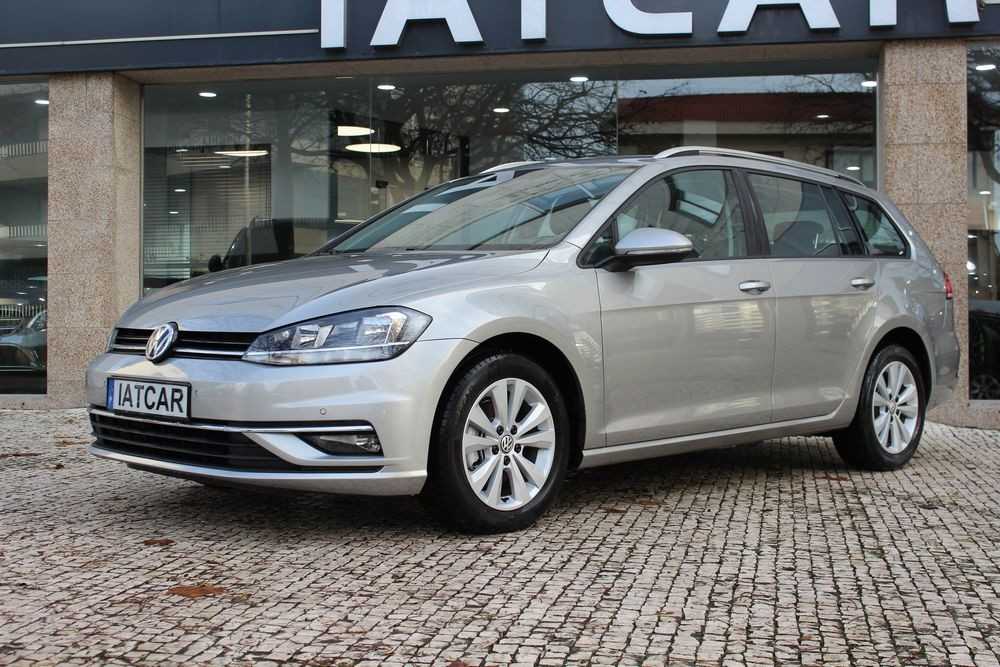 volkswagen-golf-variant-2017-diesel-1598cc