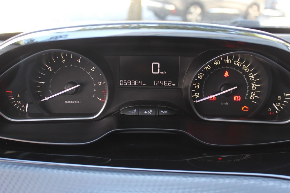 peugeot-2008-2019-gasolina-1199cc