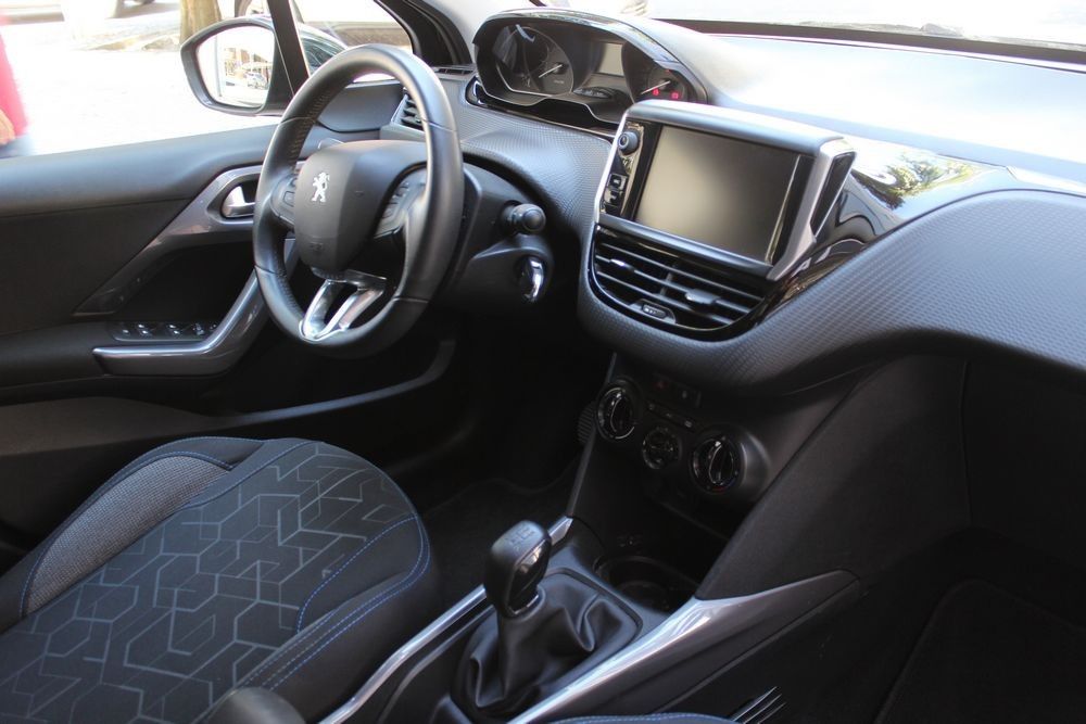 peugeot-2008-2019-gasolina-1199cc