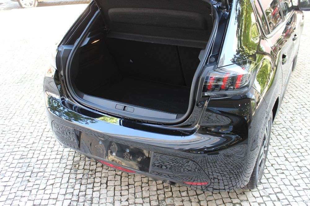 peugeot-208-2022-gasolina-1199cc