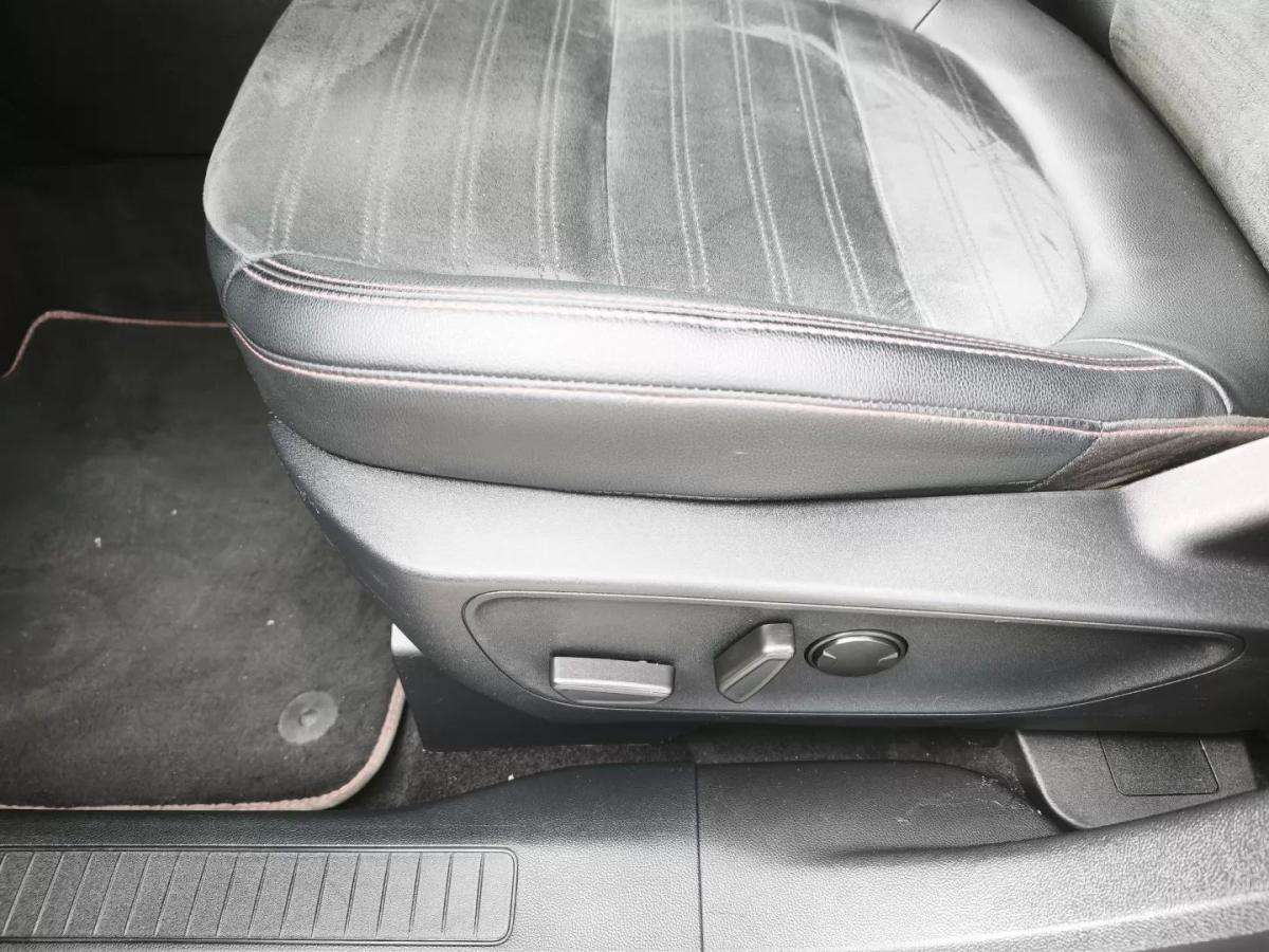 ford-kuga-2023-gasolina-1499cc