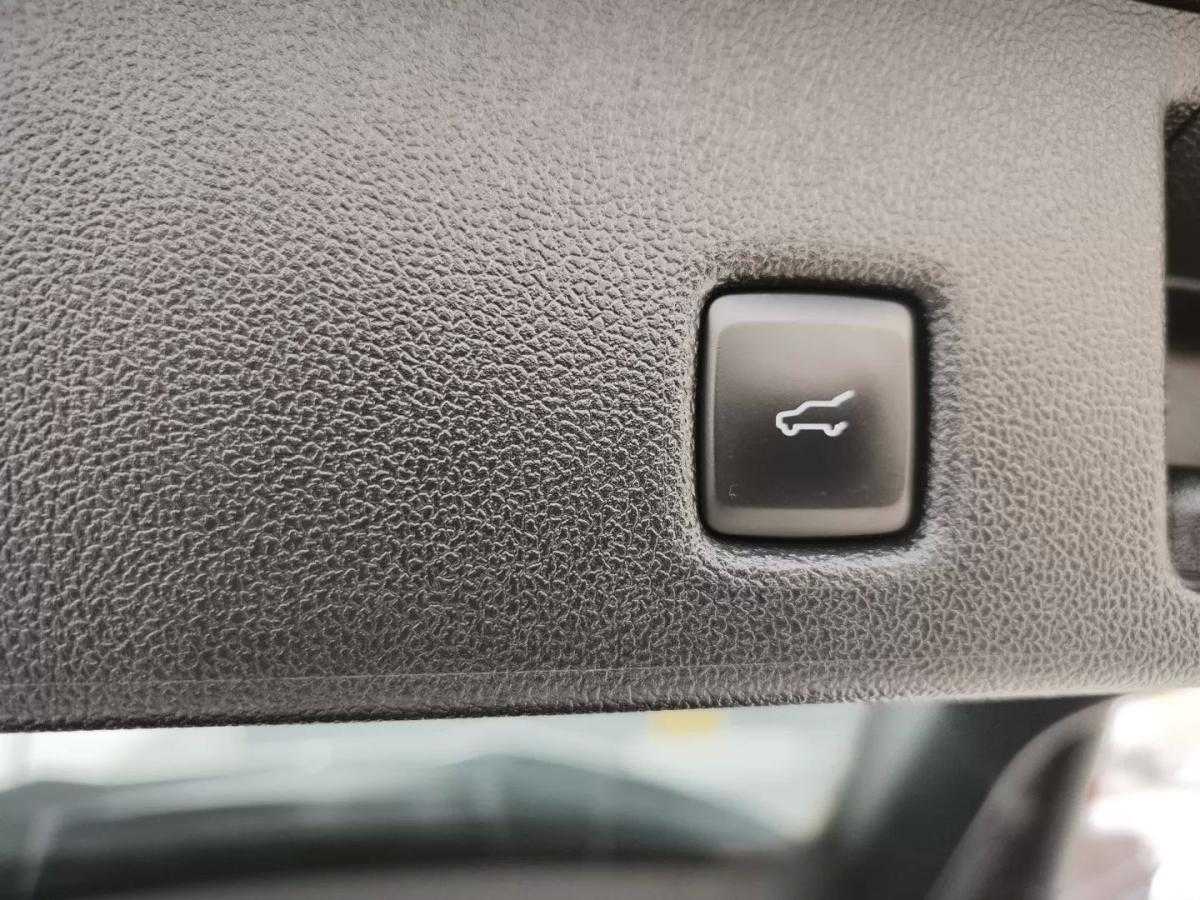 ford-kuga-2023-gasolina-1499cc