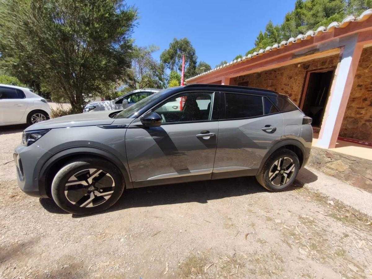 peugeot-2008-2024-gasolina-1199cc