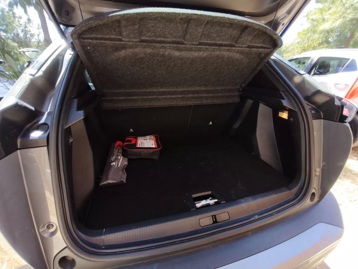 peugeot-2008-2024-gasolina-1199cc