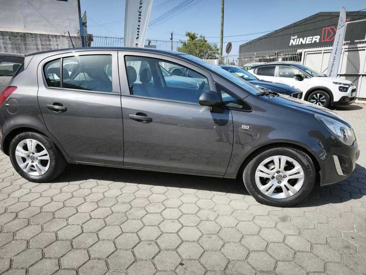opel-corsa-2011-diesel-1248cc