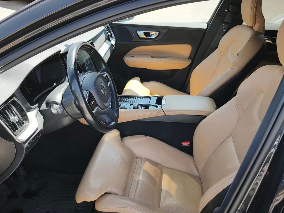 volvo-v60-2019-hibrido-1969cc