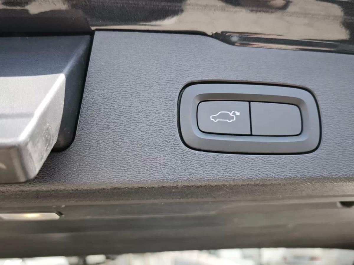 volvo-v60-2019-hibrido-1969cc