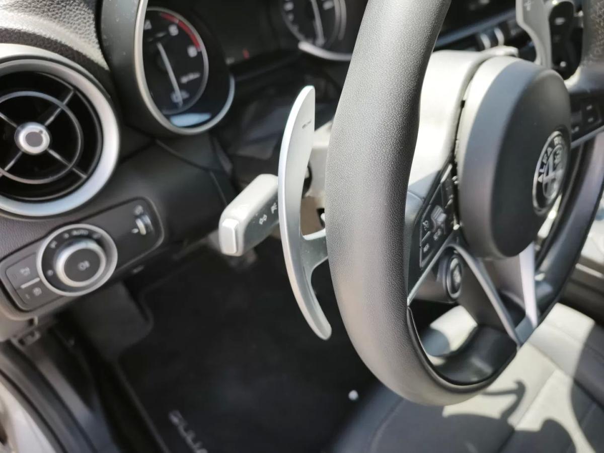 alfa-romeo-giulia-2018-diesel-2143cc