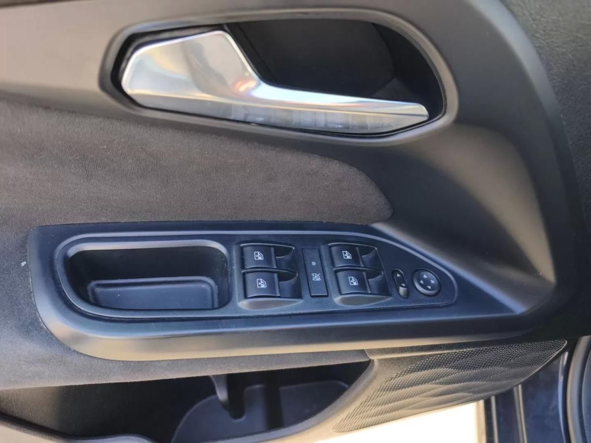 fiat-tipo-station-wagon-2017-diesel-1248cc