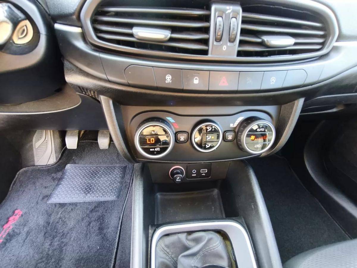 fiat-tipo-station-wagon-2017-diesel-1248cc