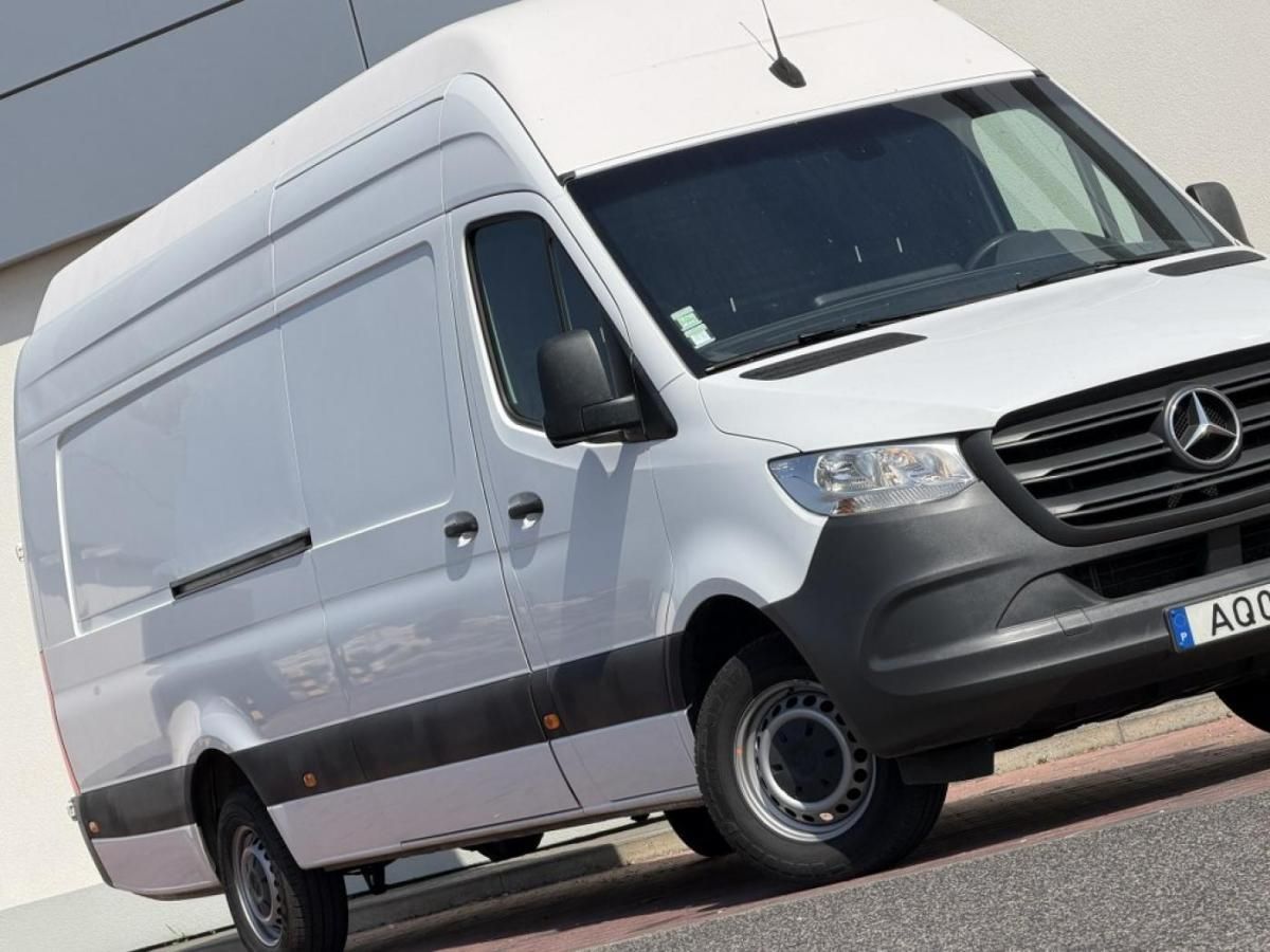 mercedes-benz-sprinter-2022-diesel-1950cc