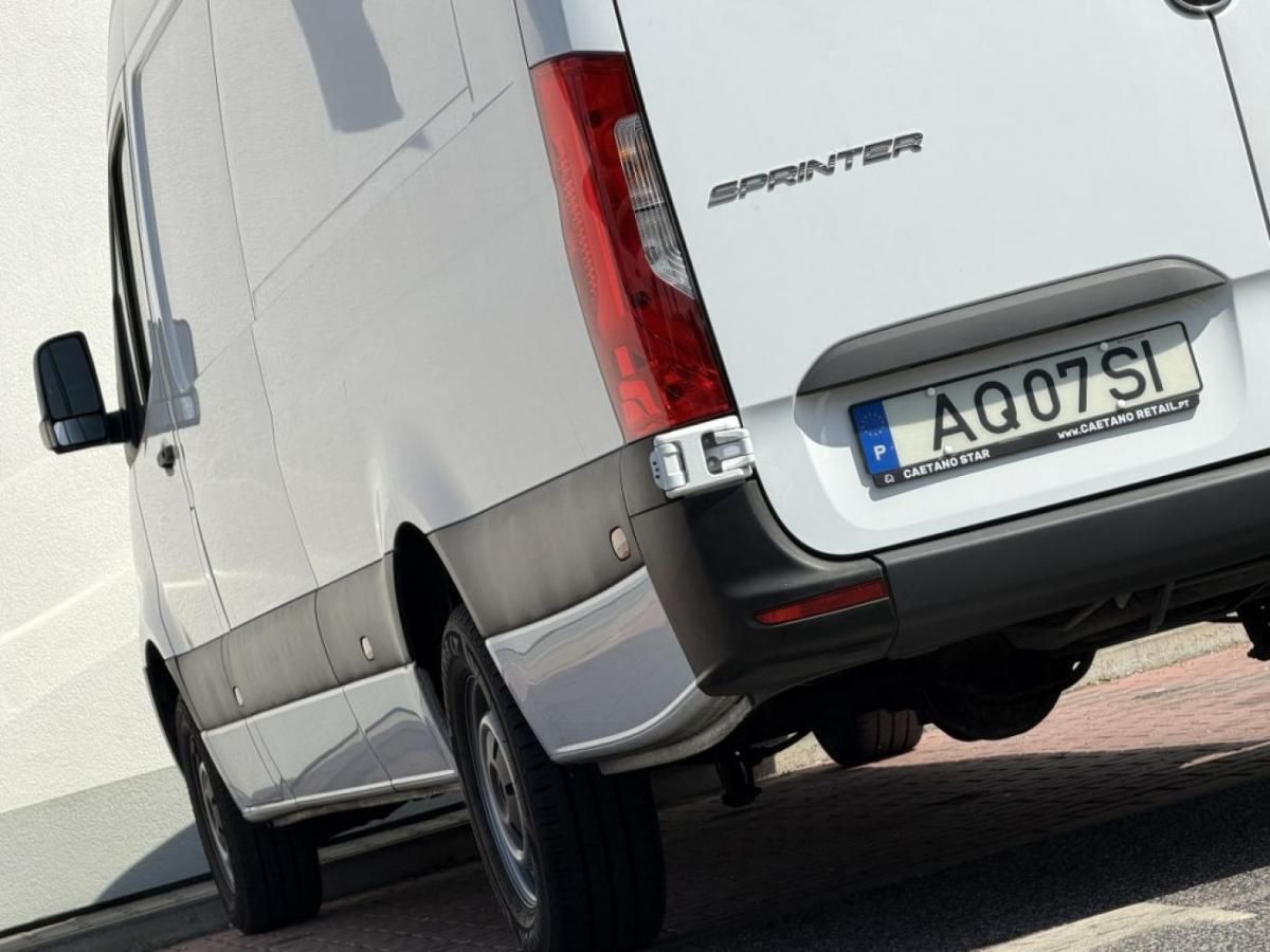 mercedes-benz-sprinter-2022-diesel-1950cc