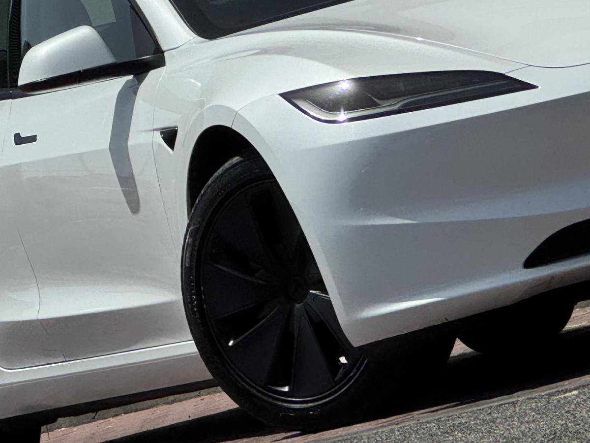 tesla-model-3-2024-eletrico-0cc